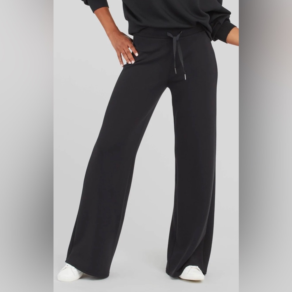 Spanx AirEssentials Wide Leg Pants